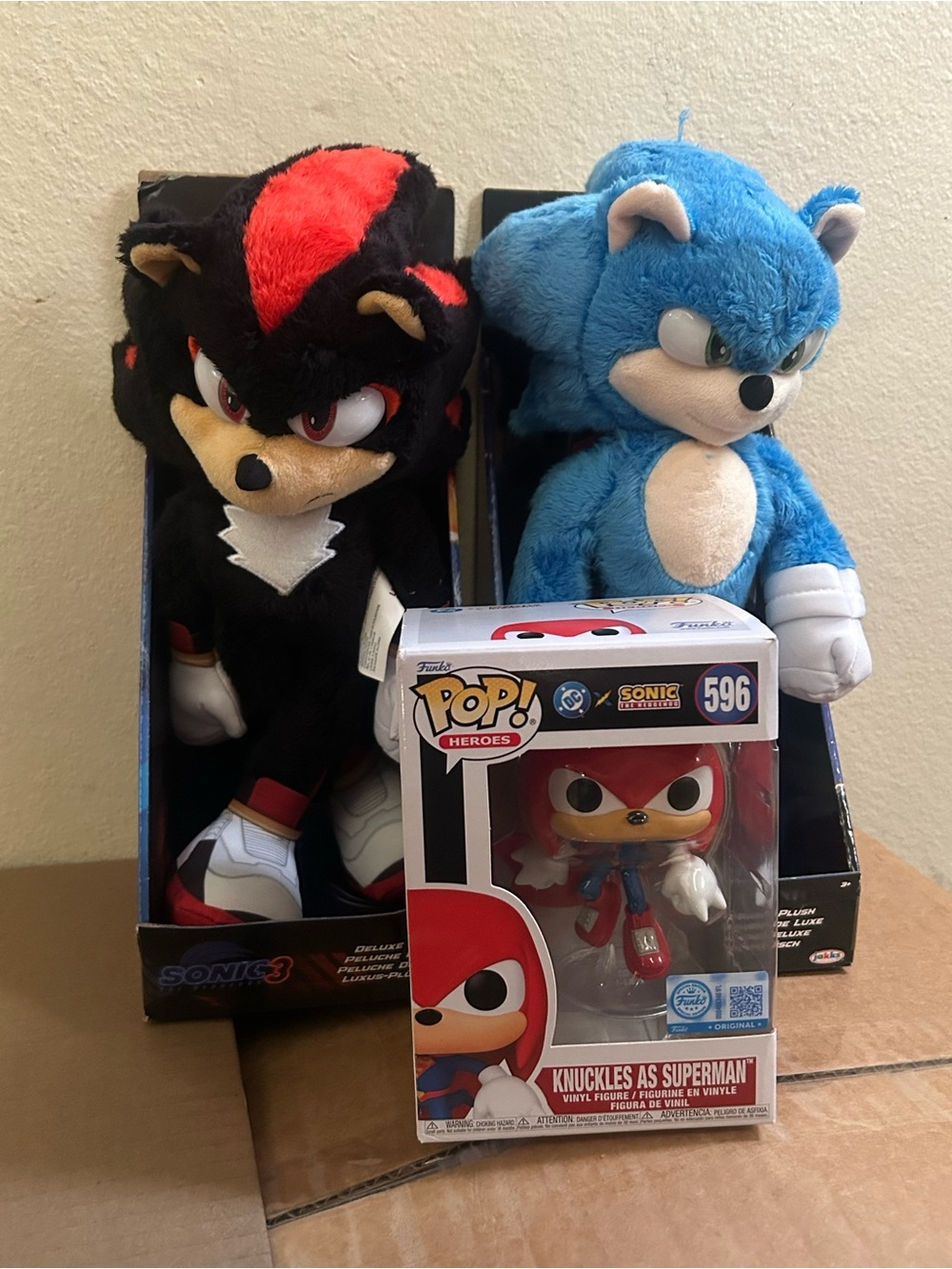 Sonic the Hedgehog Bundle - sonic & shadow plush with Knuckles Funko Pop